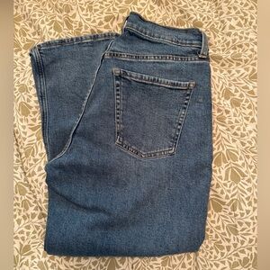 Old Navy Curvy Extra High Rise Sky-Hi Straight Jeans